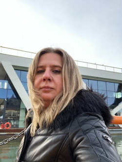 Öznur