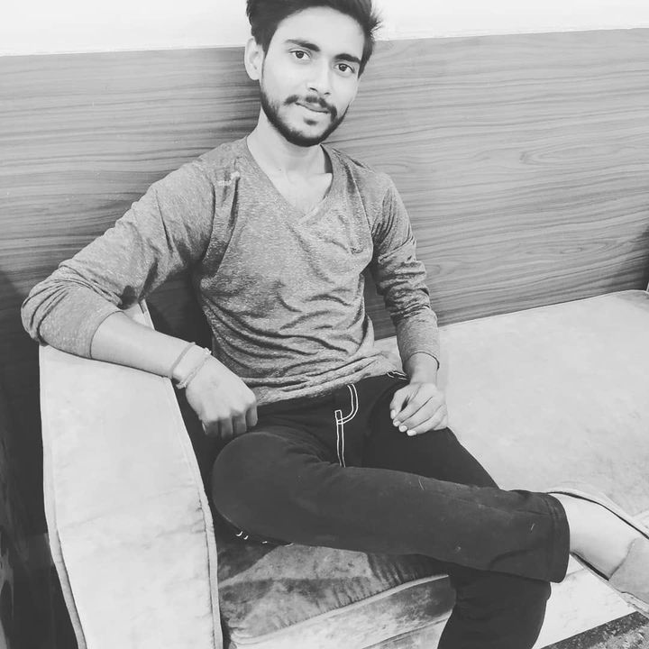 अवी