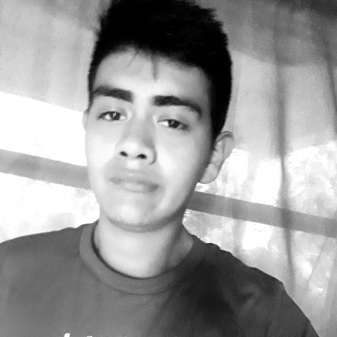 Simón