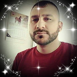 Kırmızı