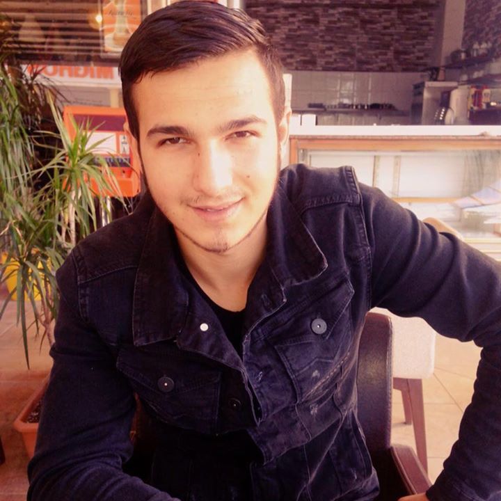 Sezer