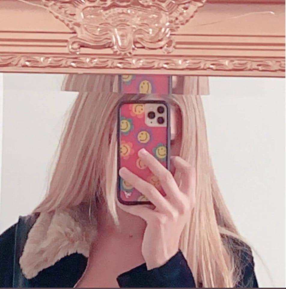 Mia