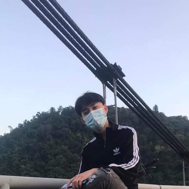 HÙNG