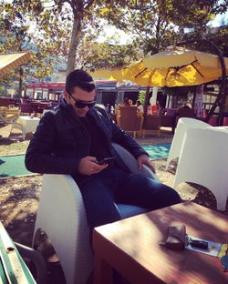 Özgür