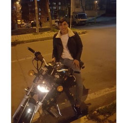 Özgür