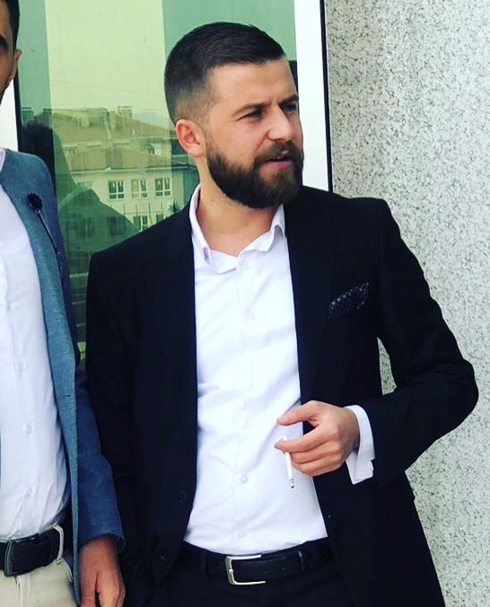 Sezer