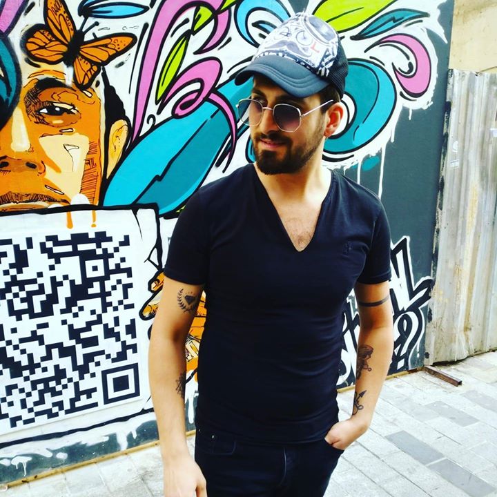 Özgür