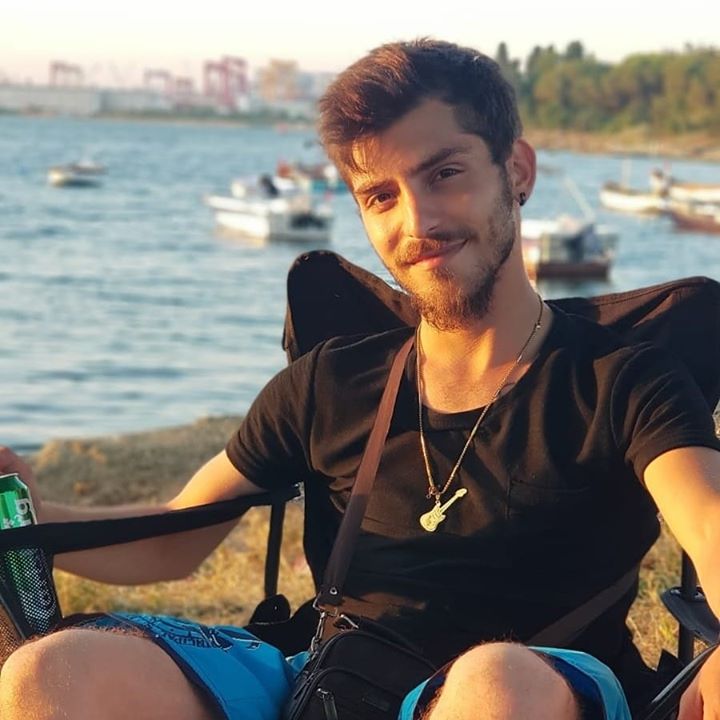 Ali