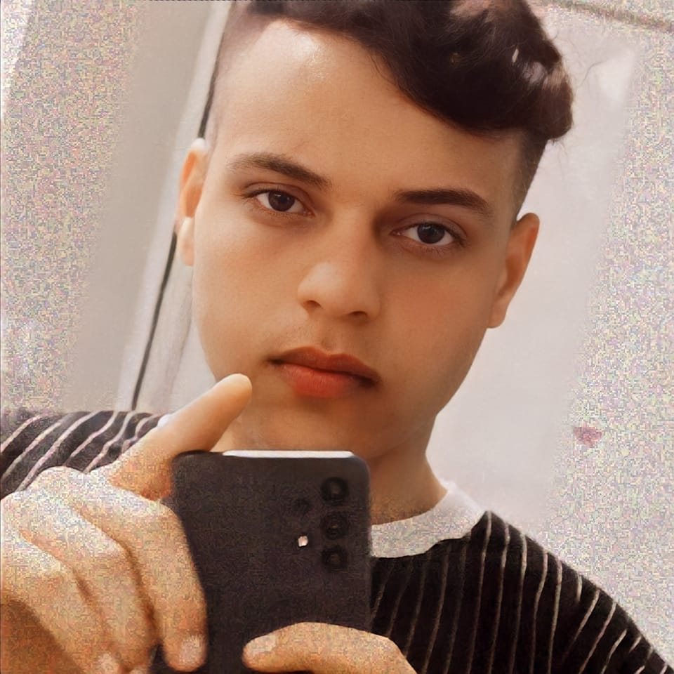 ﹾ٭ﹾ