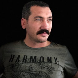 Hüseyin