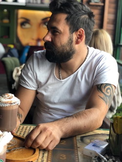 Ali