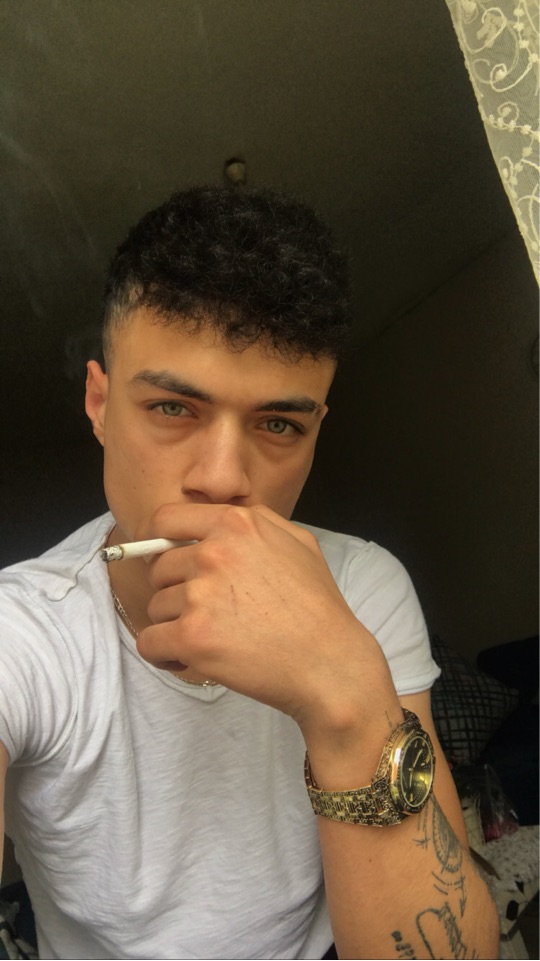 Sezer