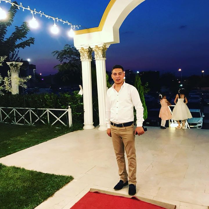 ALi