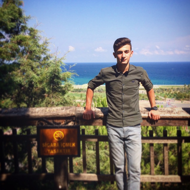 Özgür