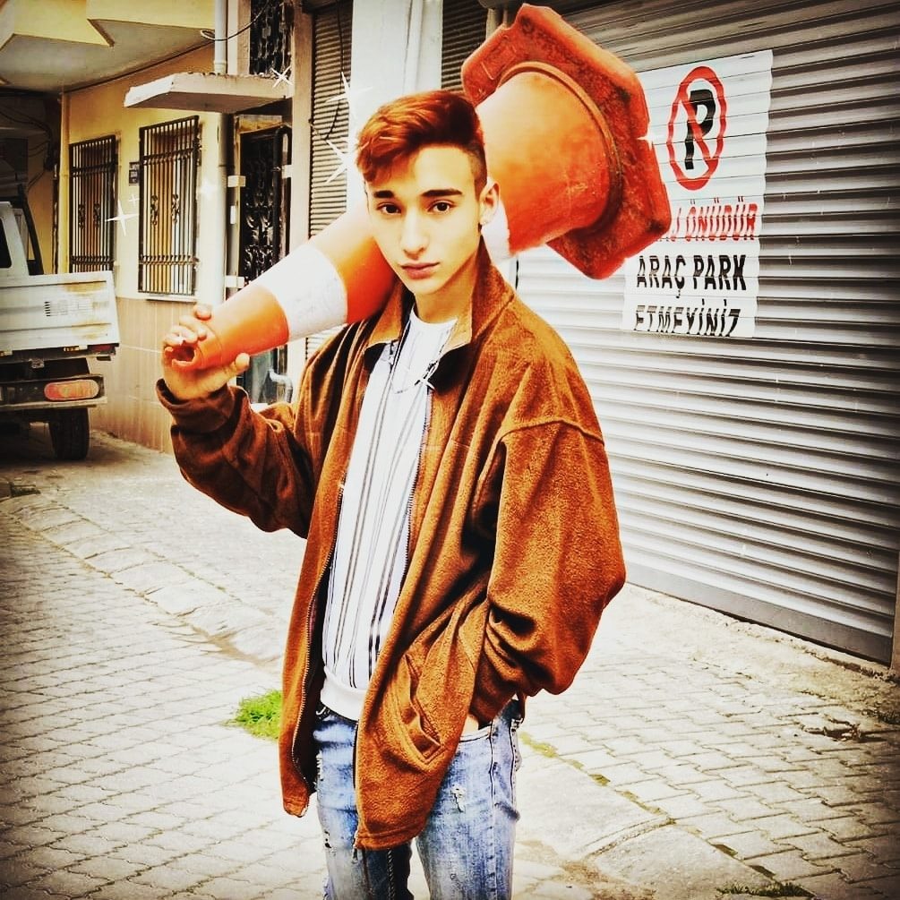 ErAy