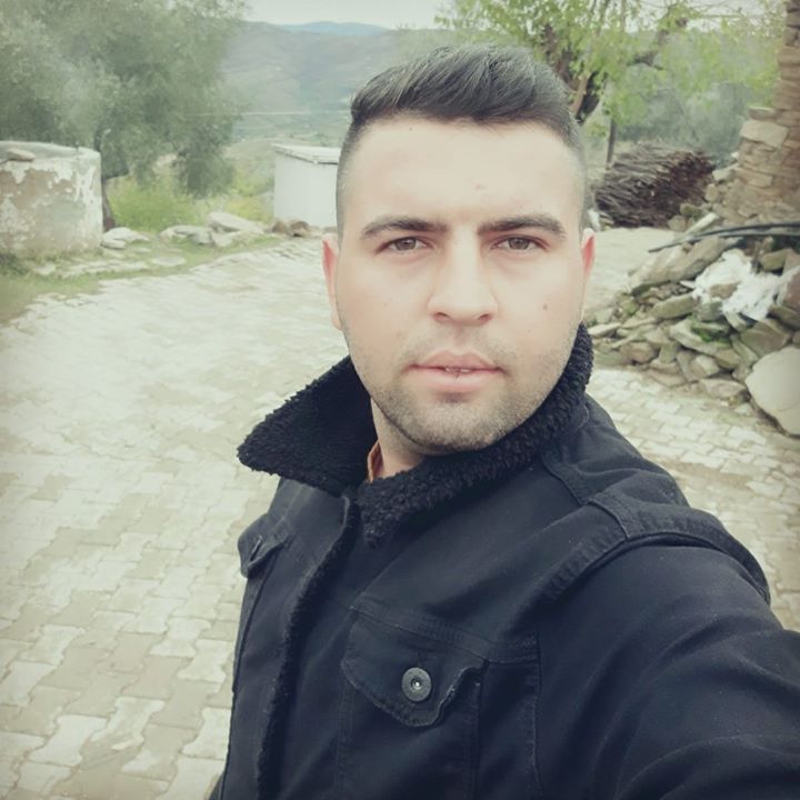 Ali