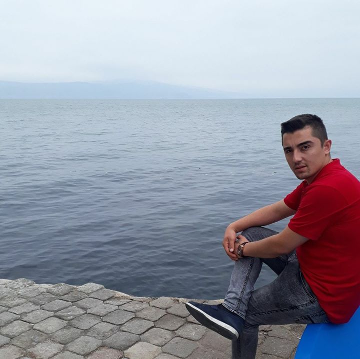Ali