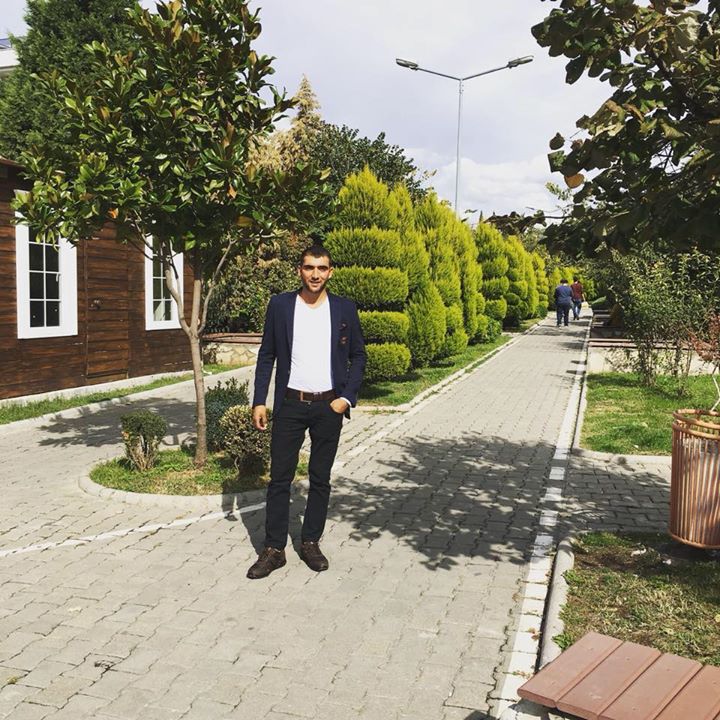 Ali