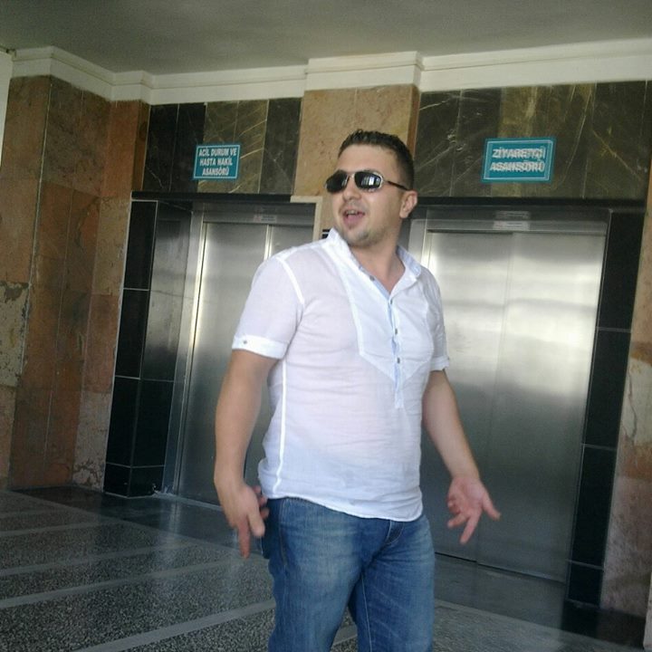 Özgür
