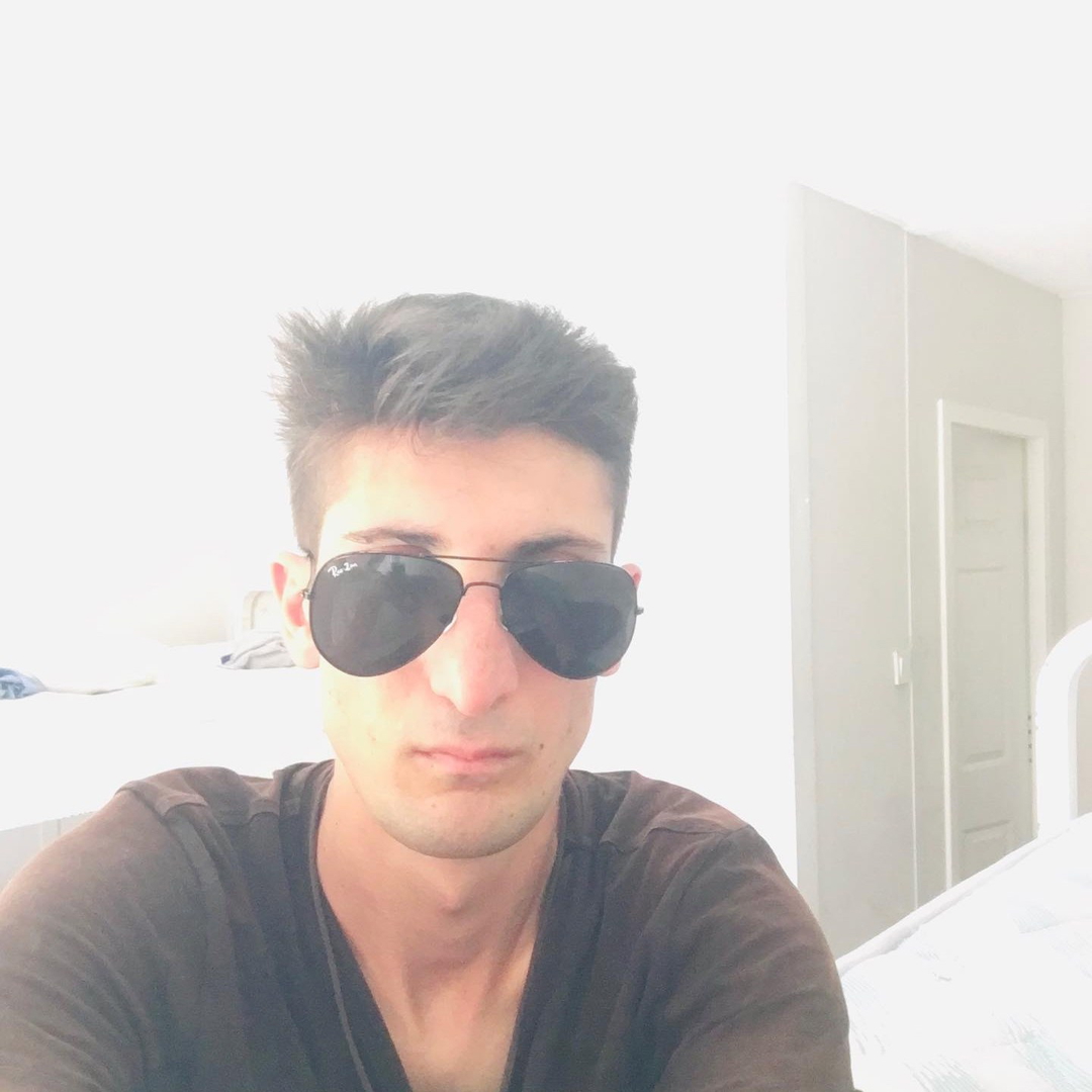 Hüseyin