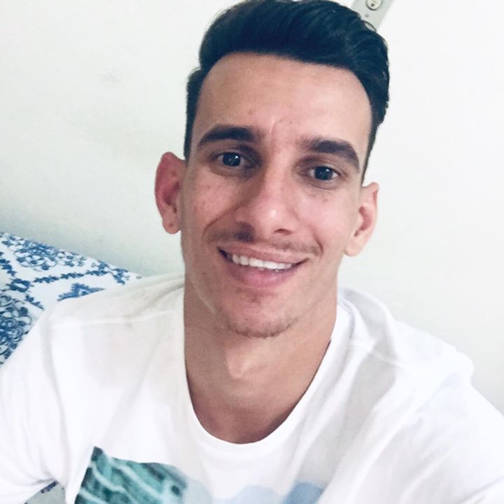 José