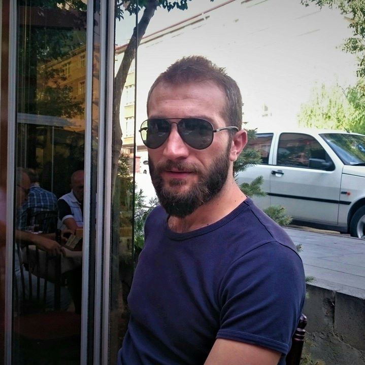 Ali