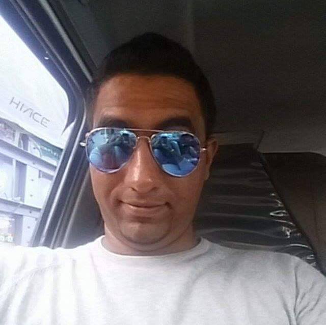 Moeez