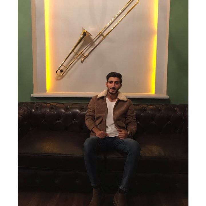 Özgür