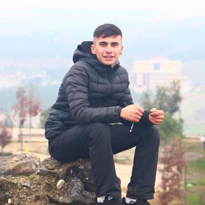 Sezer