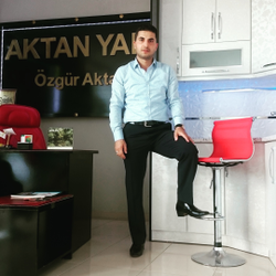 Özgür