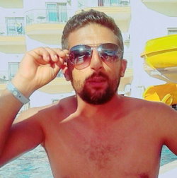 Özgür