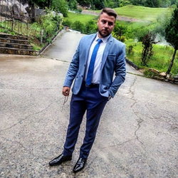 Ali