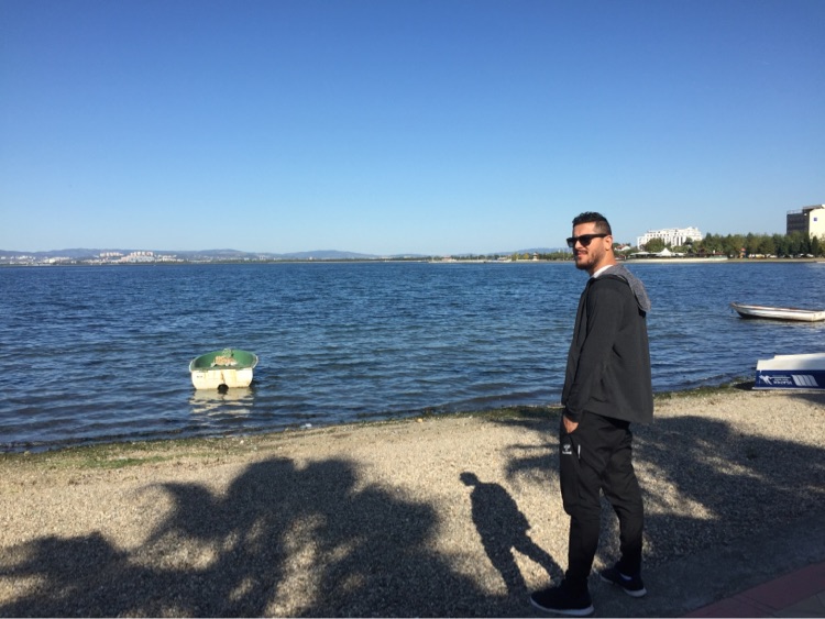 Adil