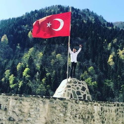 Özgür