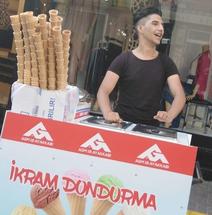 Özgür