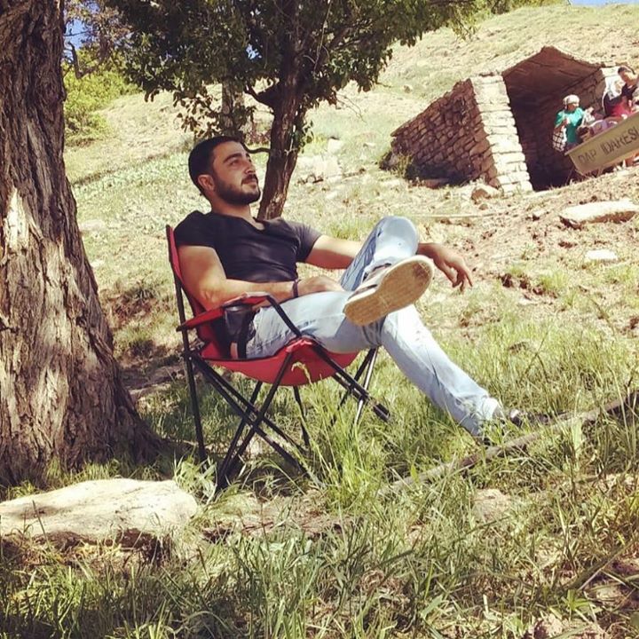Ali