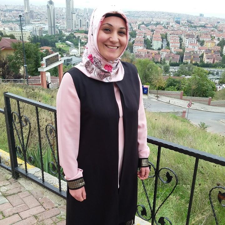 Gülümse