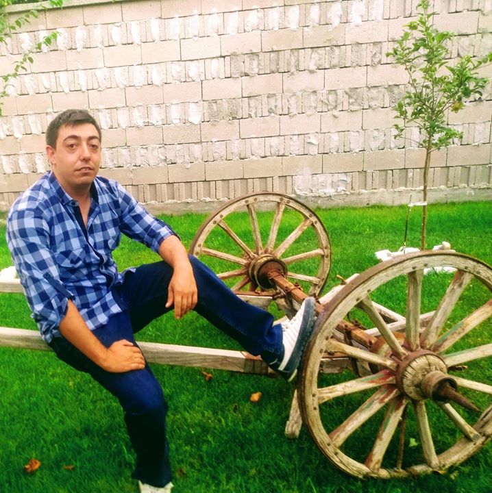 Özgür