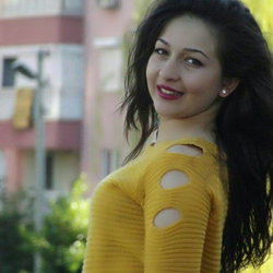 Öznur