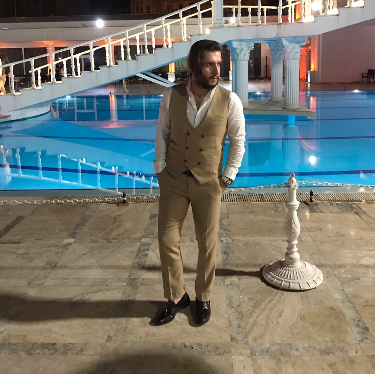 Ali