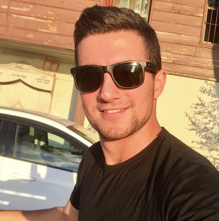 Sezer
