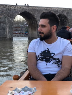 Özgür