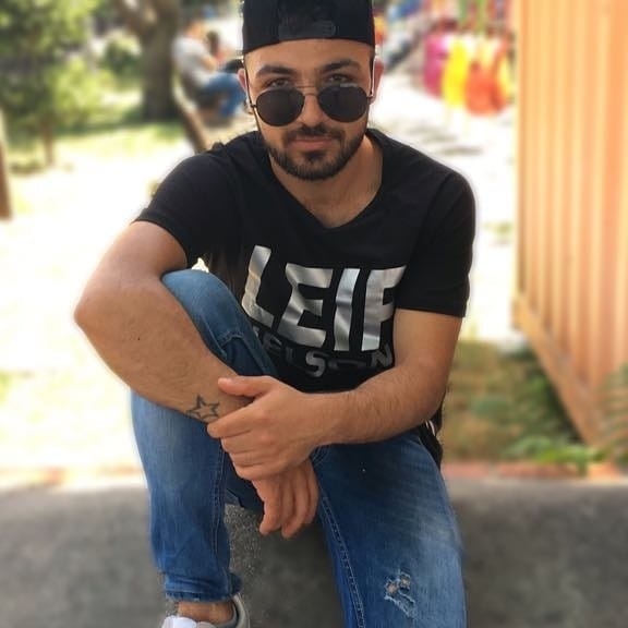 Özgür