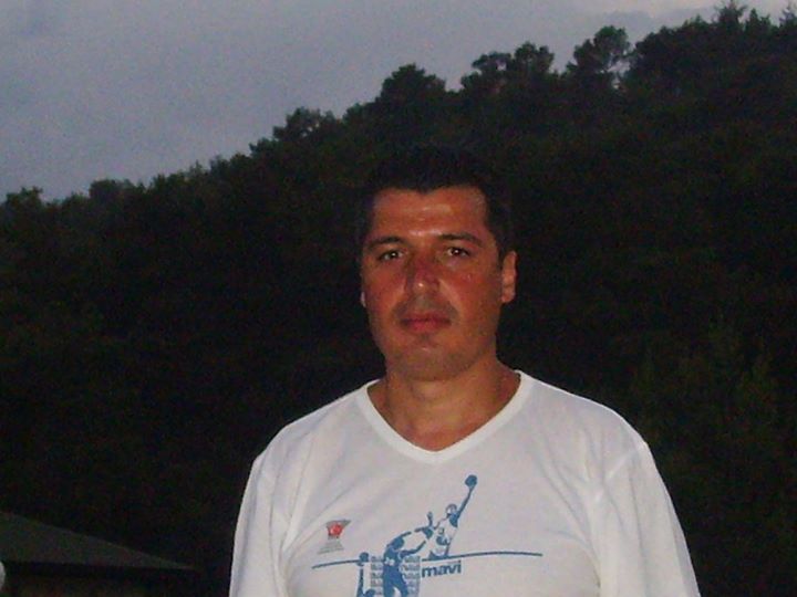 Adil
