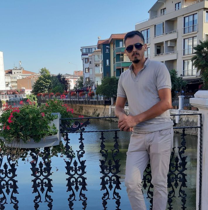 Yüksel