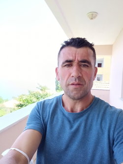 Hüseyin