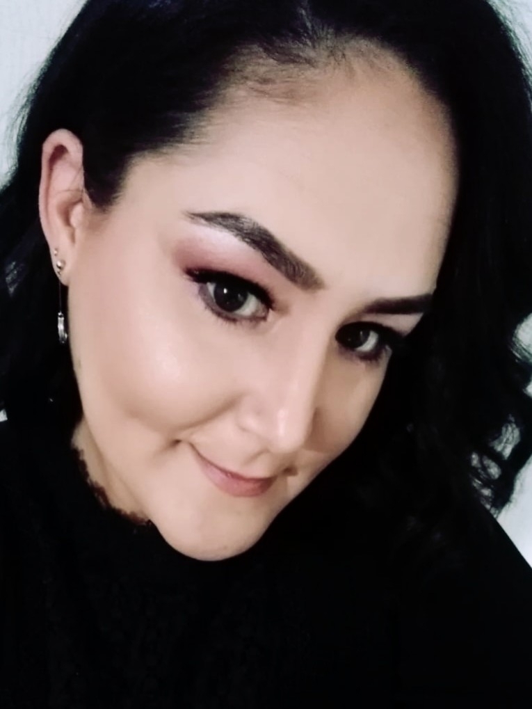 Öznur