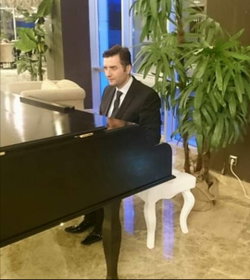 özgür