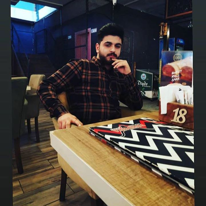 Özgür