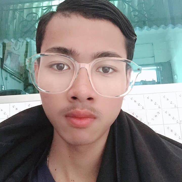 កែវ